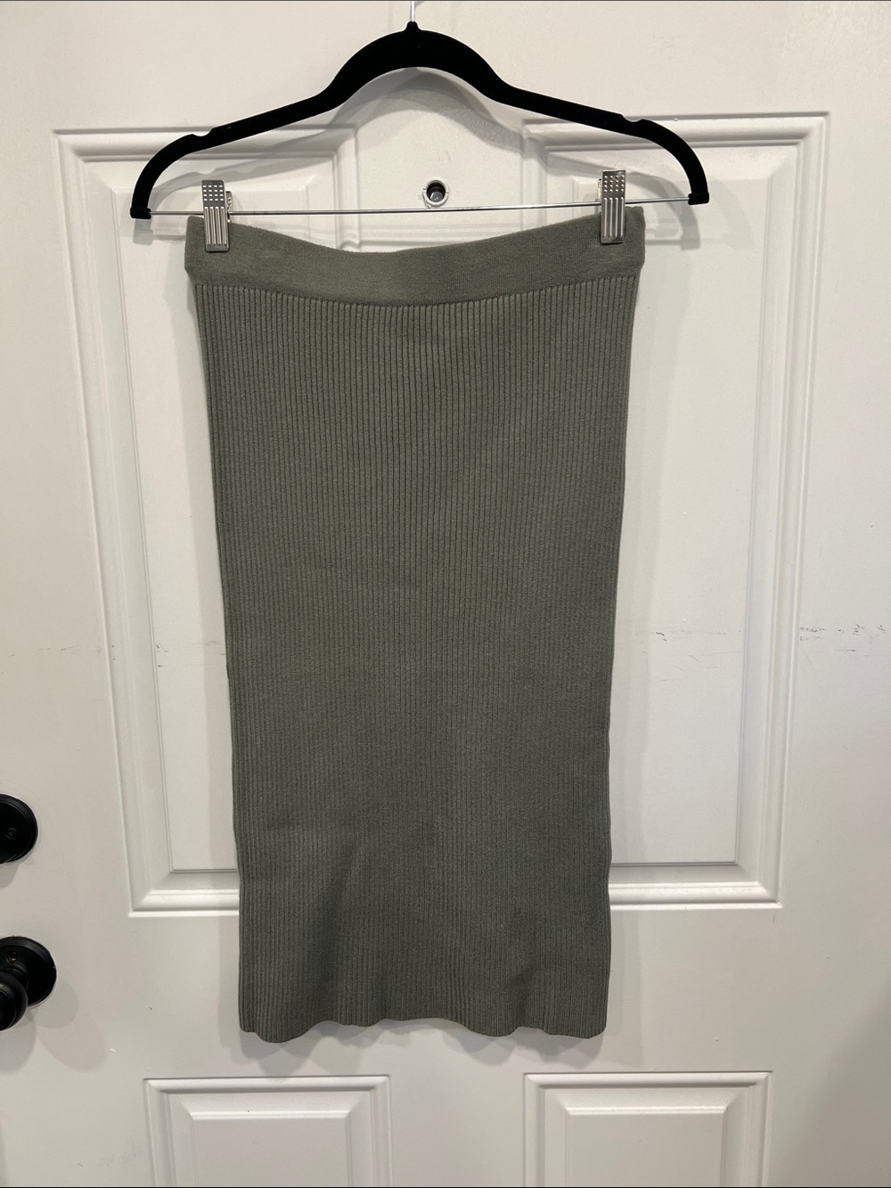Ribbed Knit Midi Skirt in Olive Green